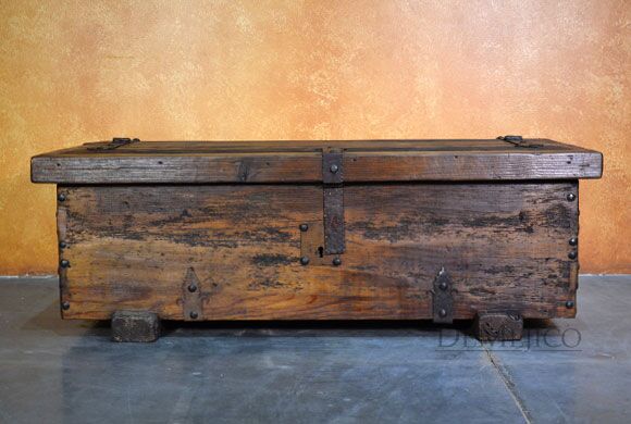 Troje Trunk Coffee Table, Storage Coffee Table, Old Wood Coffee Table, Rustic Coffee Table, Footboard Bench