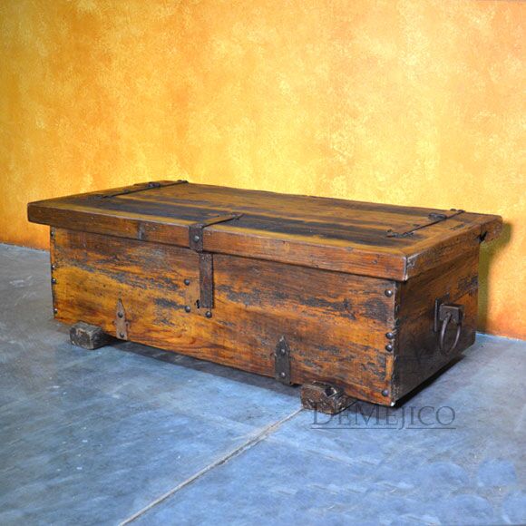 Troje Trunk Coffee Table, Storage Coffee Table, Old Wood Coffee Table, Rustic Coffee Table, Footboard Bench