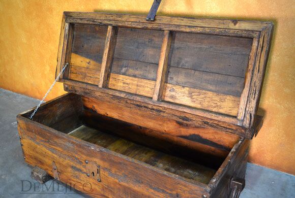 Troje Trunk Coffee Table, Storage Coffee Table, Old Wood Coffee Table, Rustic Coffee Table, Footboard Bench