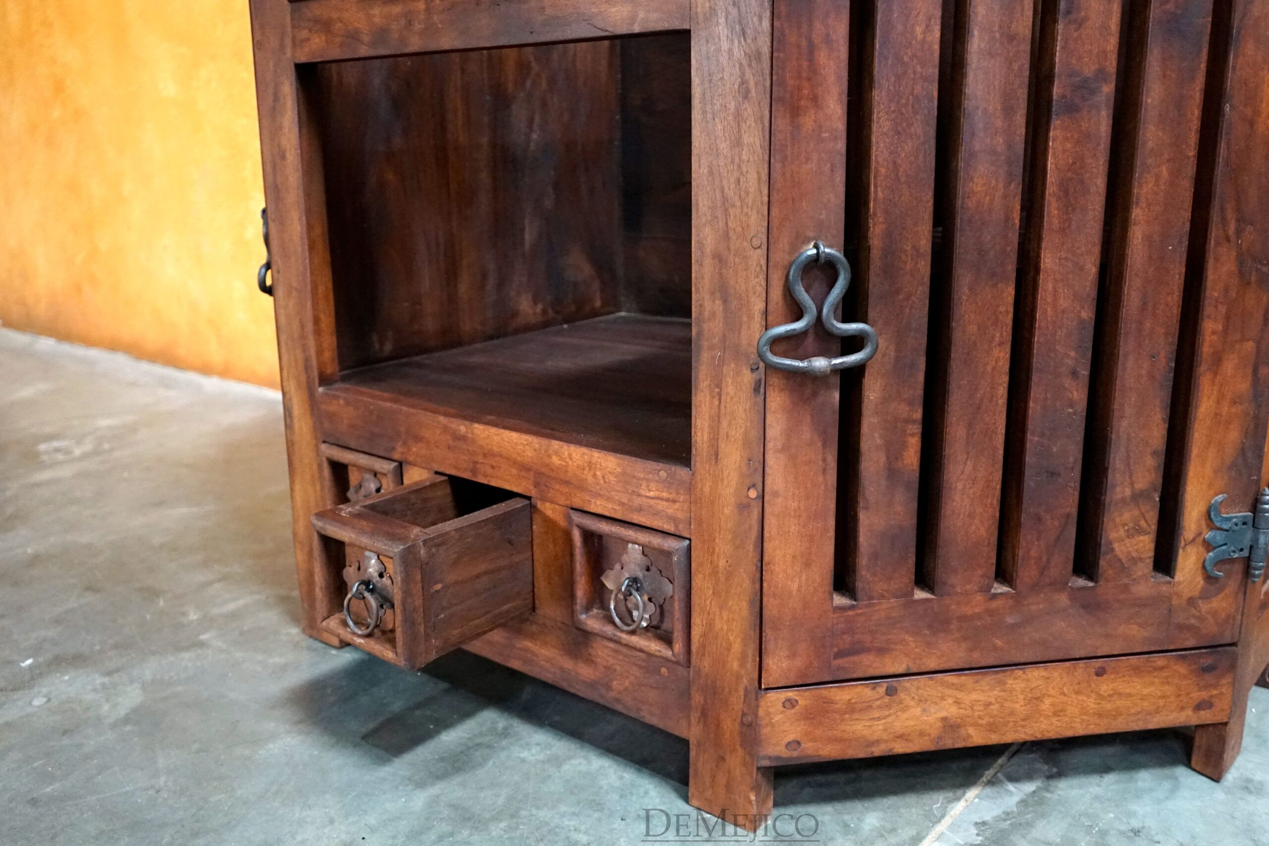 Armata Vanity, Spanish Bathroom Vanity - Demejico