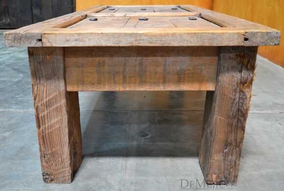 Farmhouse Coffee Table, Reclaimed Door Coffee Table, Rustic Coffee Table, Rustic Style