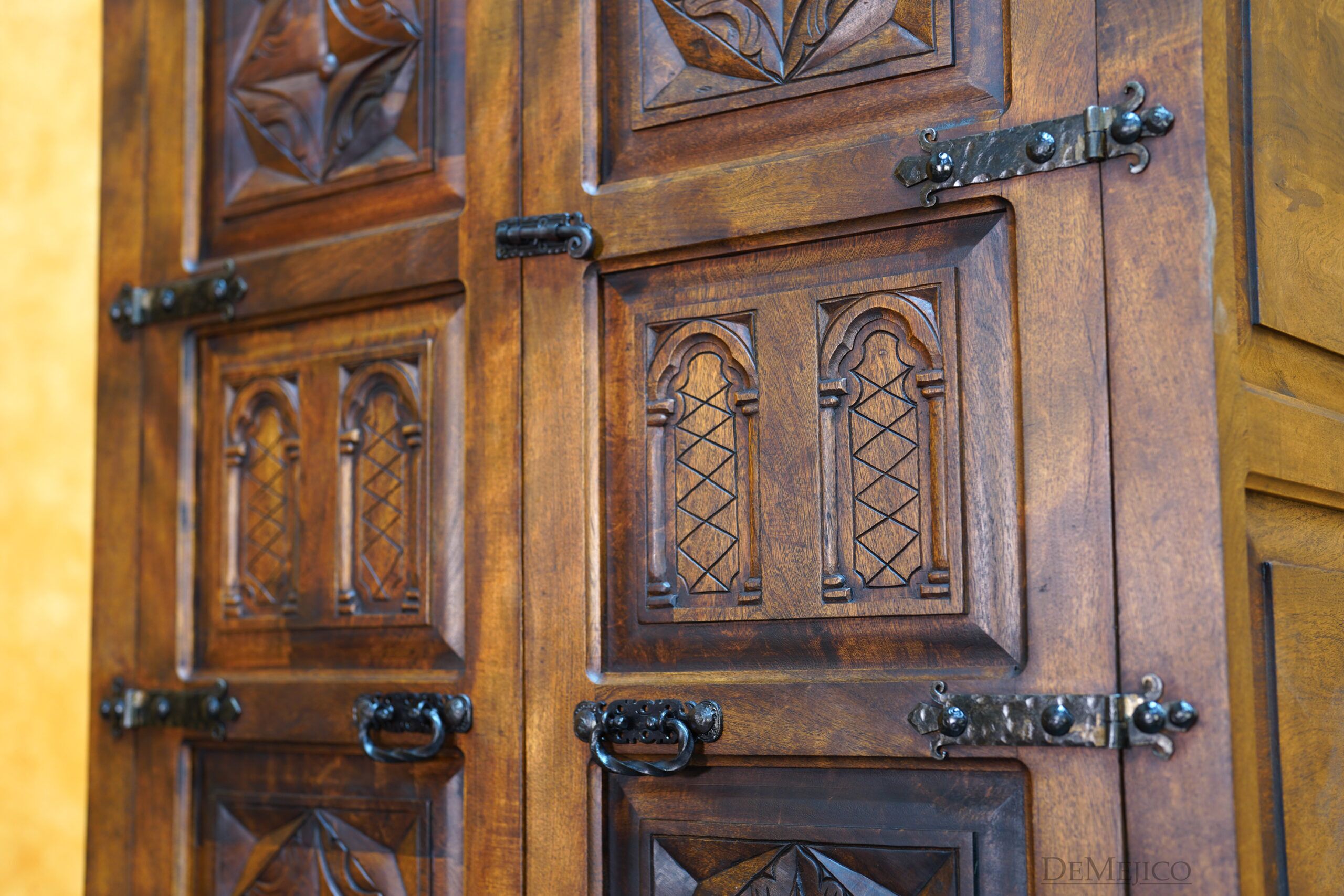 Armario Girasol, Spanish Carved Armoire, Spanish Armoire - Demejico