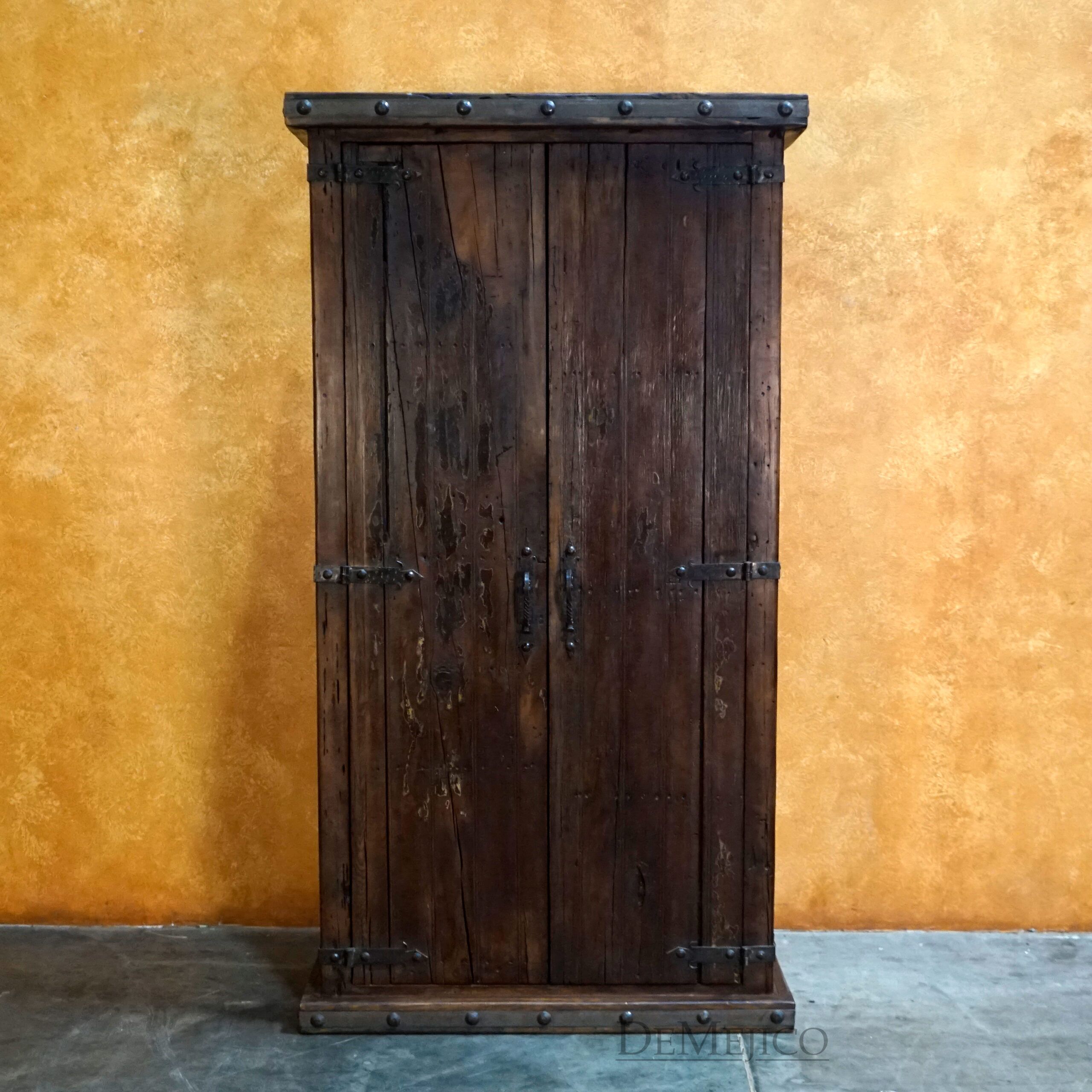 Armario Puerta Vieja, Old Door Armoire - Demejico