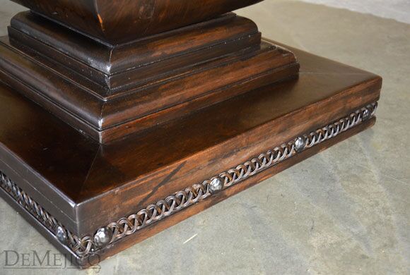 round mesquite dining table