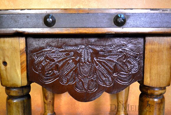 Cincel Agave Spanish End Table, Leather End Table