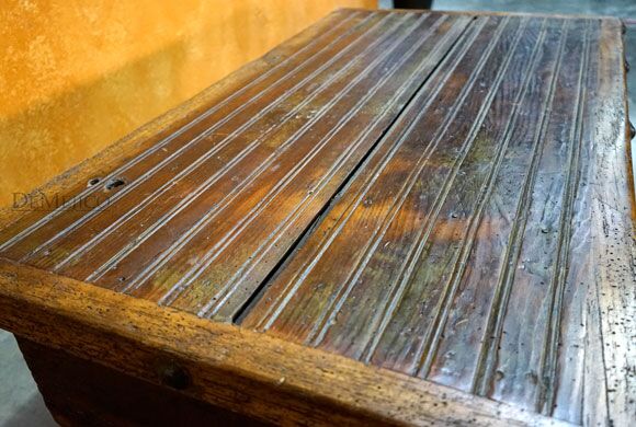 Mesa Colonial Cajon, Old Wood Coffee Table