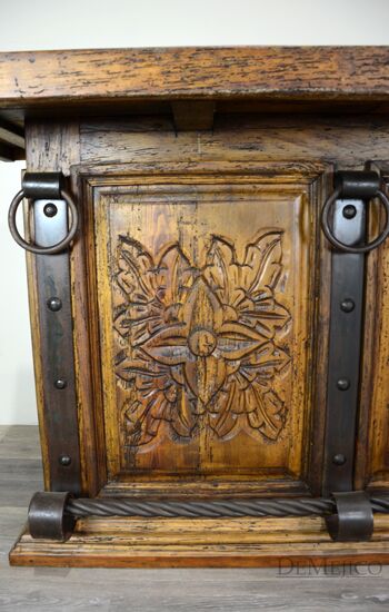 Old Wood Concha Bar - Image 2