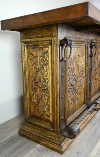 Old Wood Concha Bar - Image 3