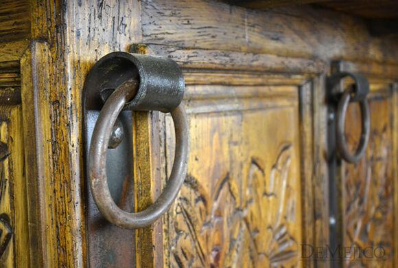 Old Wood Concha Bar - Image 4