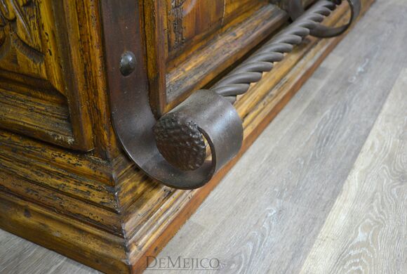 Old Wood Concha Bar - Image 5
