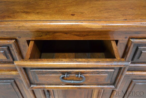 Hacienda Hutch, Old World Hutch