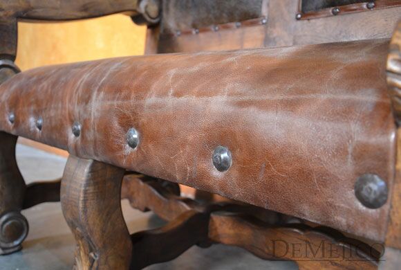 Double Hoja Spanish Leather Bench, Spanish Bench