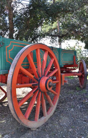 Green Antique Wagon, Mexican Antique, Antique John Deere Wagon, Antique Hay Wagon
