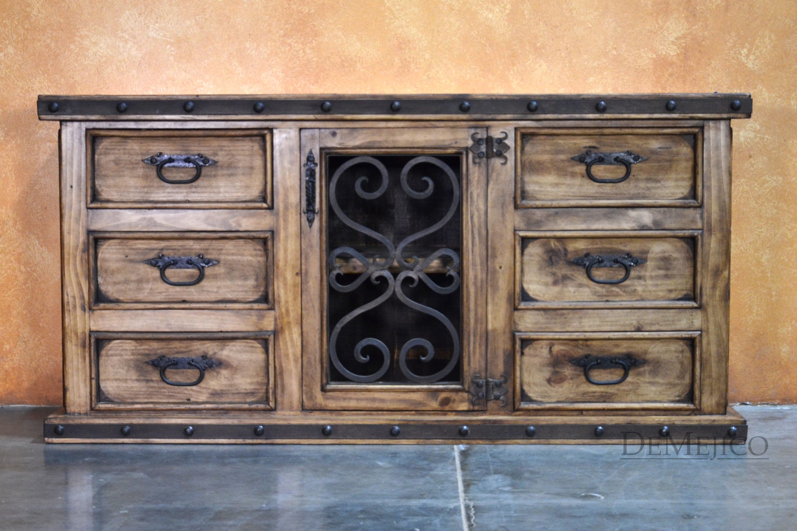 Espanola Buffet, Spanish Buffet, Spanish Style Home - Demejico