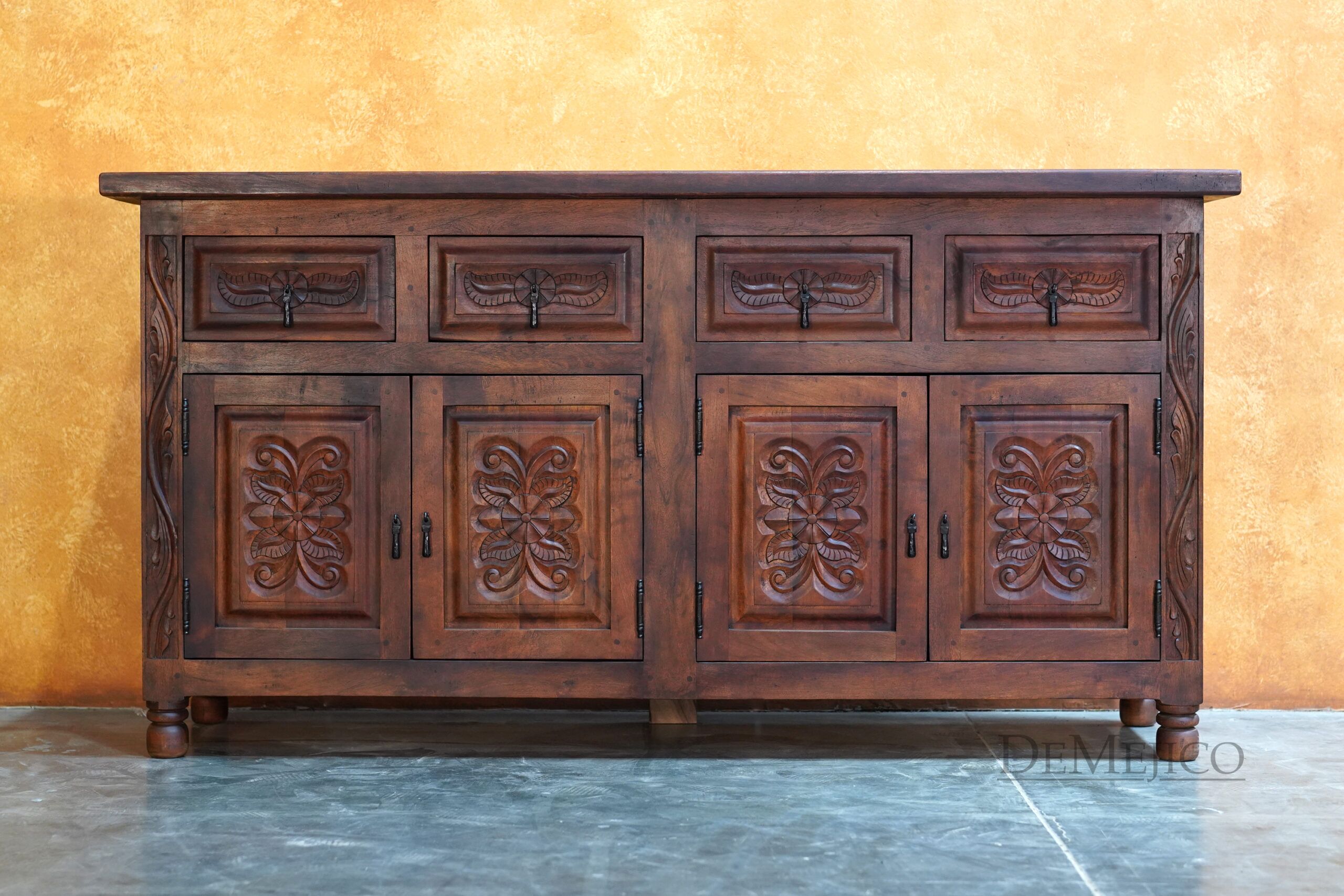 Comoda Miramar, Spanish Colonial Buffet, Spanish Carved Buffet -Demejico