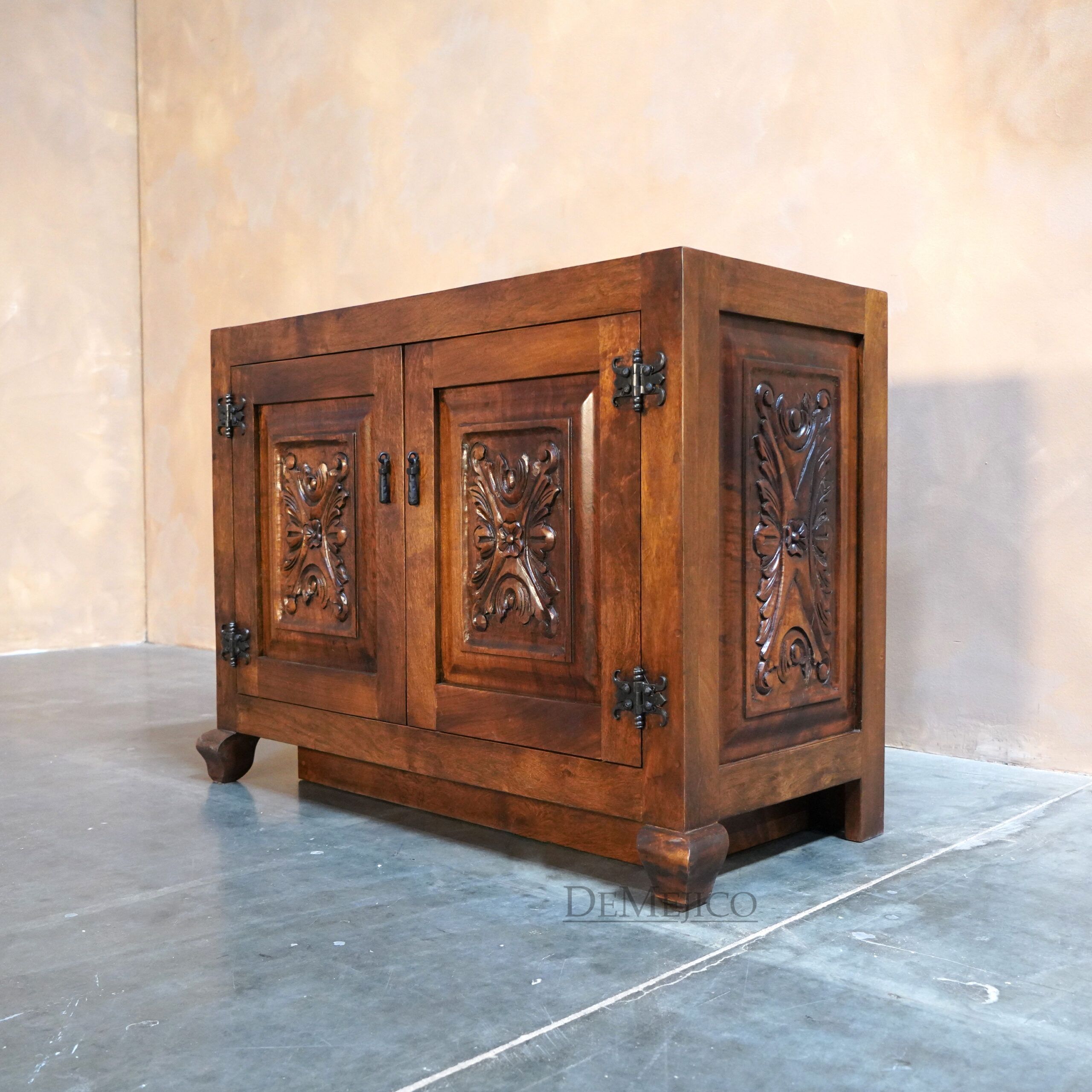 Luis Quince Powder Vanity, Spanish Colonial Vanity - Demejico