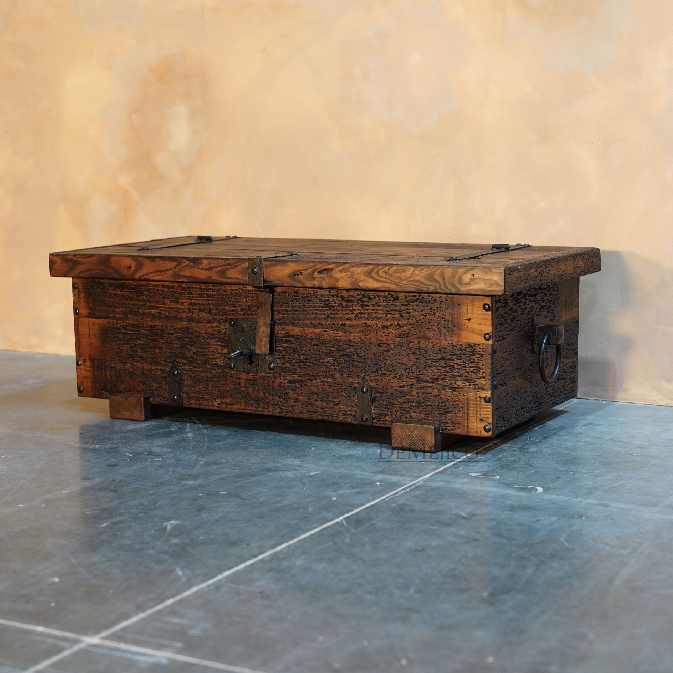 Troje Trunk Coffee Table, Storage Coffee Table, Old Wood Coffee Table