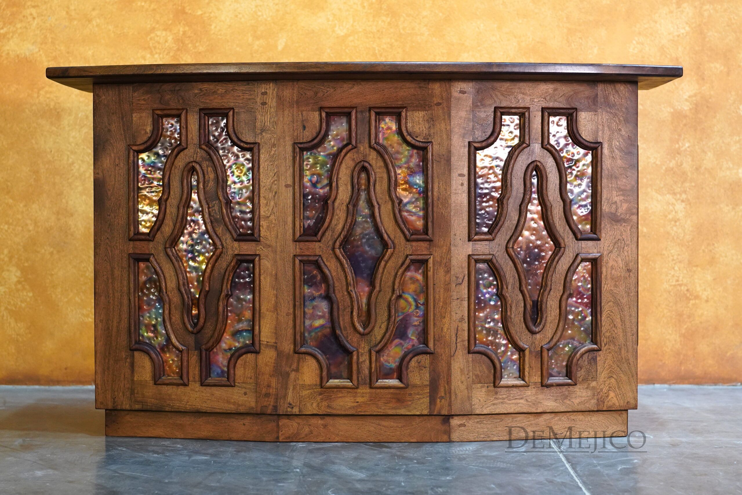 Conquista Bar, Hammered Copper Bar, Spanish Bar - Demejico