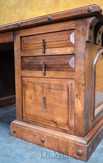Escritorio Chapital, Spanish Desk, Old World Desk