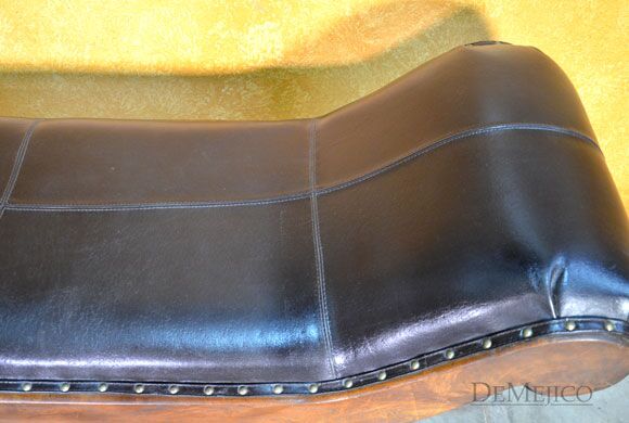 Sencillo Chialon Bedroom Bench, Spanish Colonial Style Bench