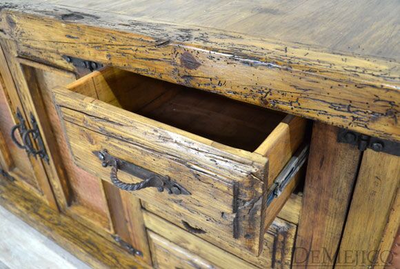 Old Wood Mazatlan Buffet - Image 6