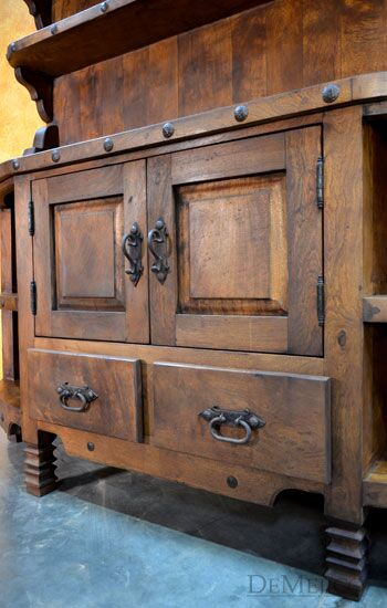 Trastero Misión, Spanish Hutch, Spanish Restaurant