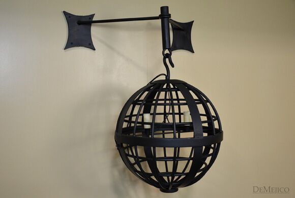 Iron sphere pendant light
