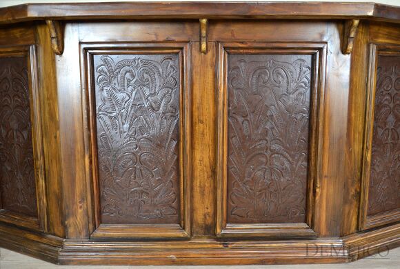 Spanish Bar, Leather Panel Bar