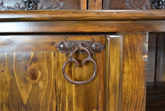 Spanish Bar, Leather Panel Bar