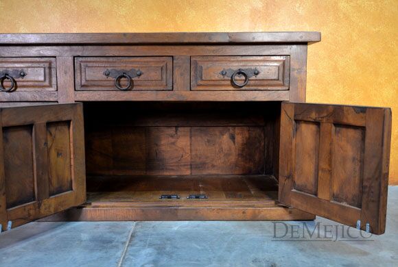 Comoda Misión, Spanish Buffet, Old World Buffet