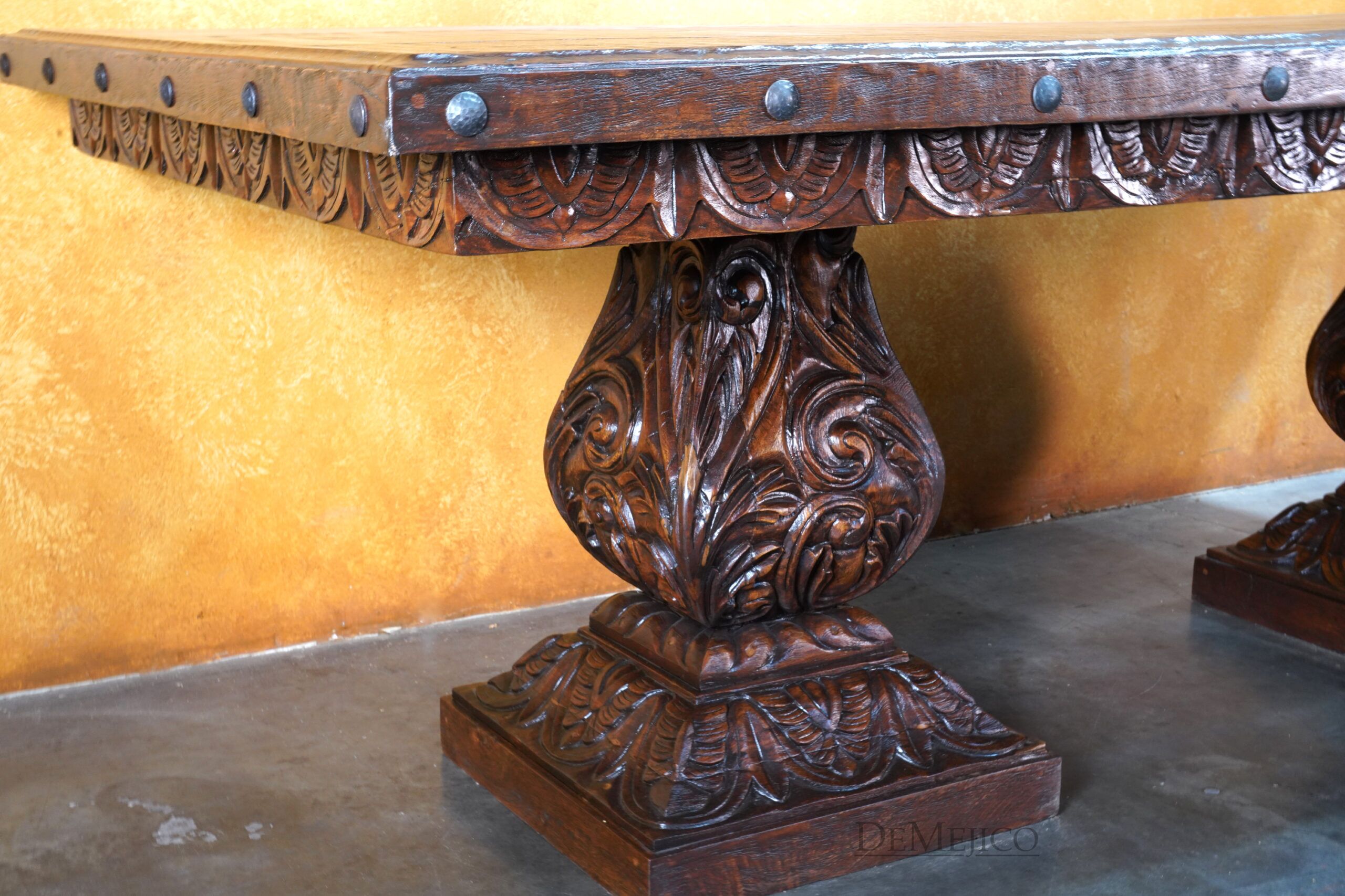 Mesa Cozumel, Hand Carved Dining Table - Demejico