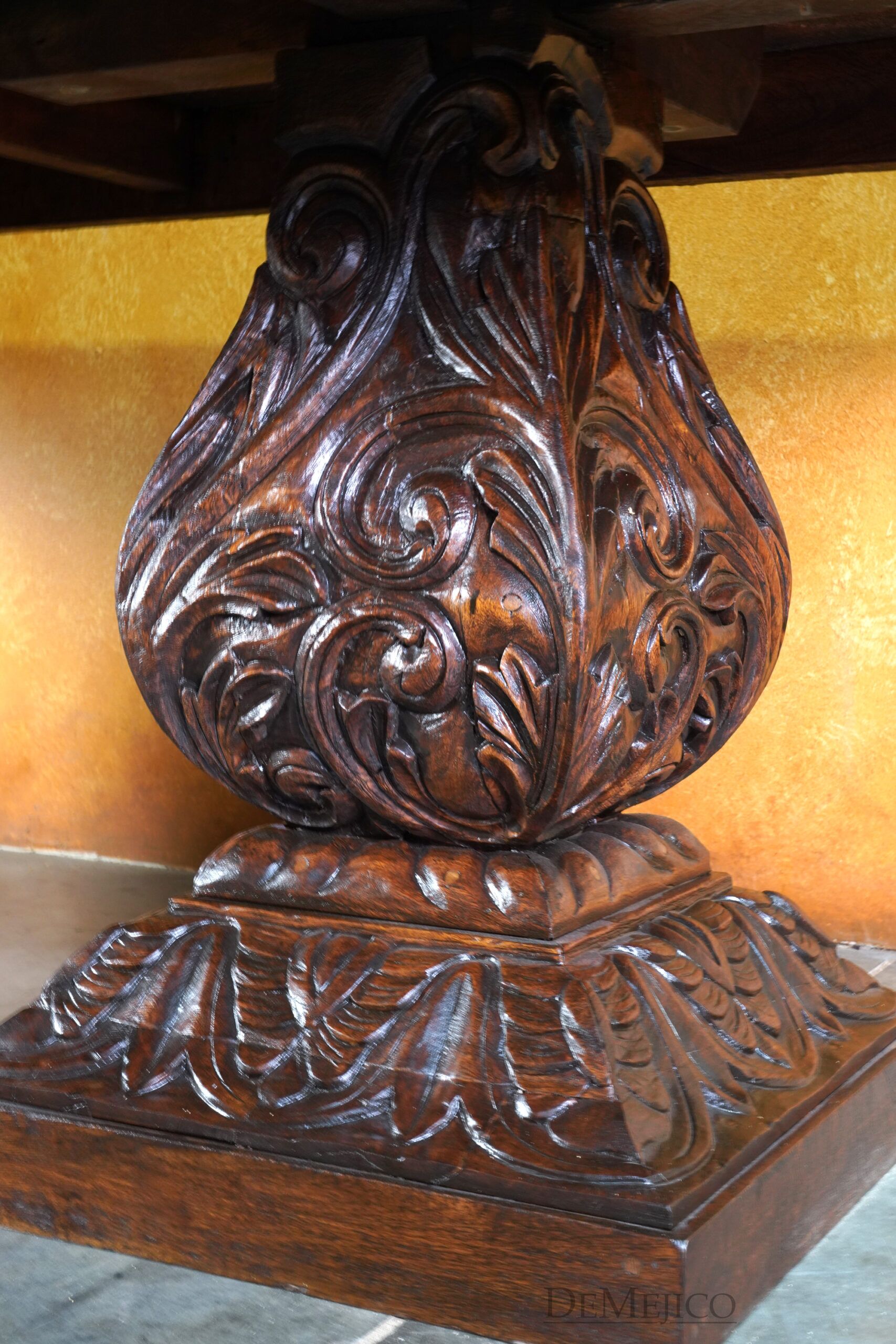 Mesa Cozumel, Hand Carved Dining Table - Demejico